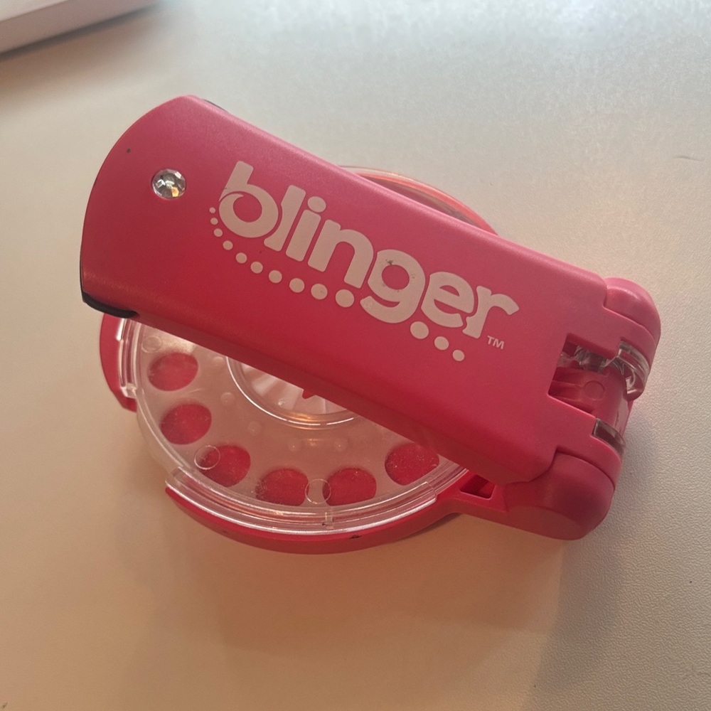 Pink Hair Blinger Tool